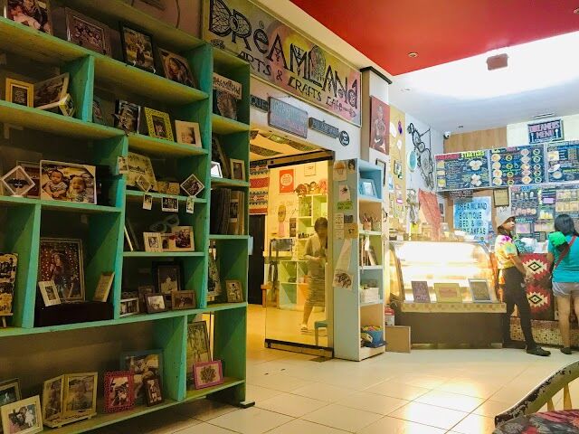 Dreamland Arts & Crafts Cafe + BBB